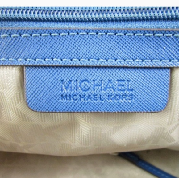 Michael Kors purse - Picture 7 of 8